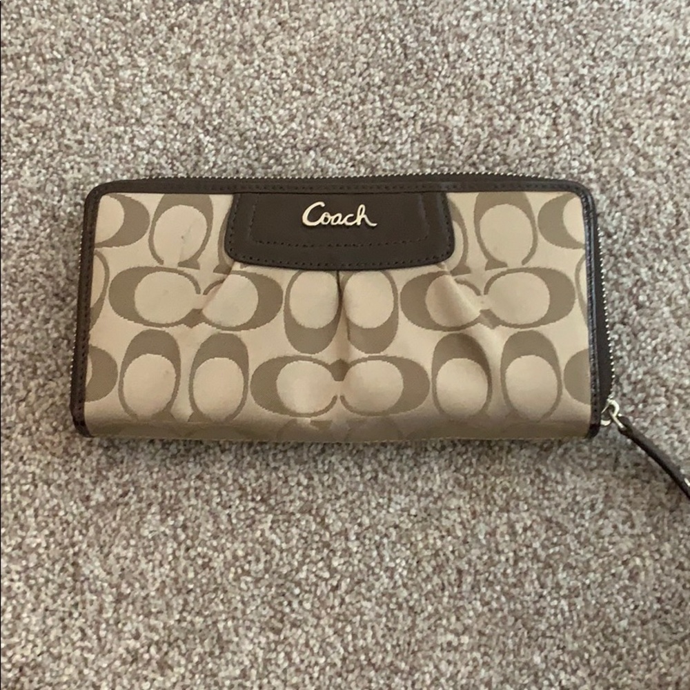 Coach wallet